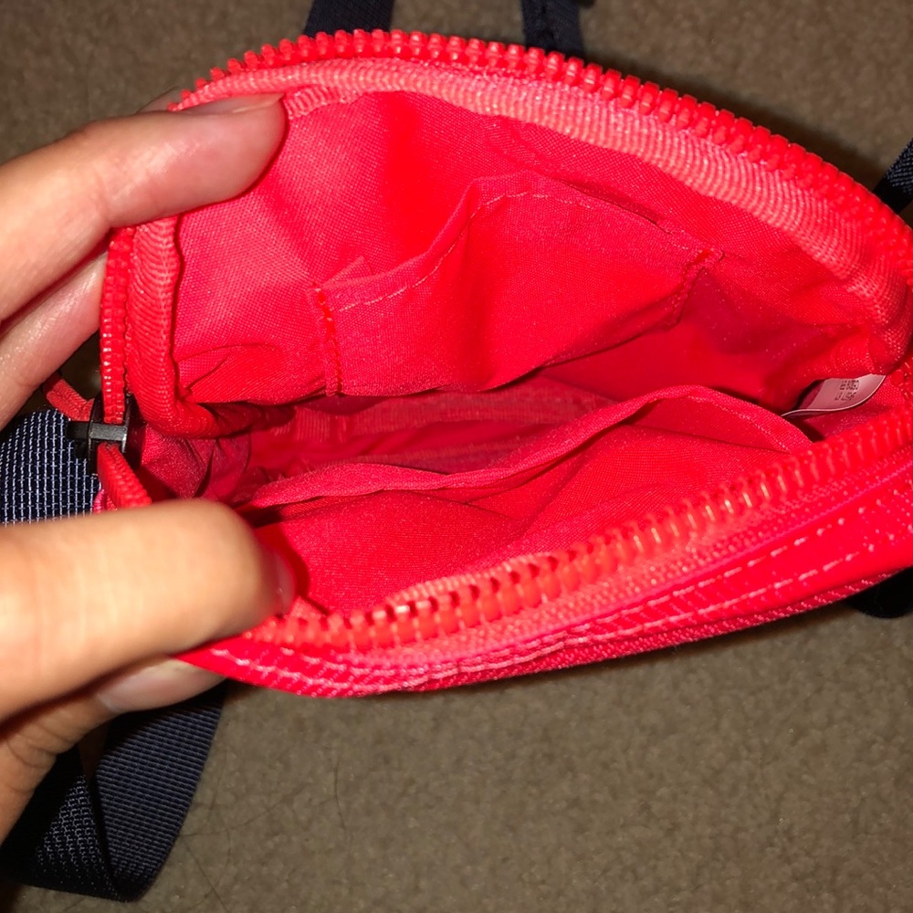 BAG - Picture 4 of 4